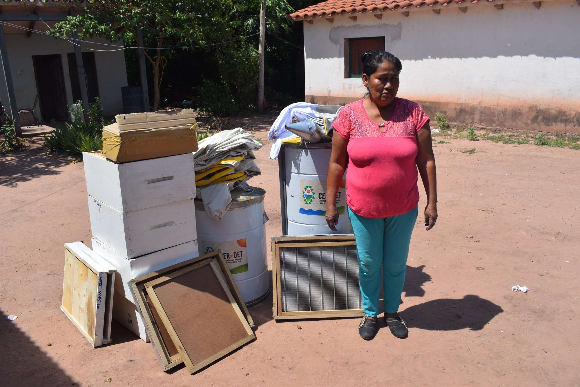Apoyo con elementos productivos para la obtención de miel orgánica.